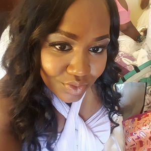 Meet your Posher, Danika